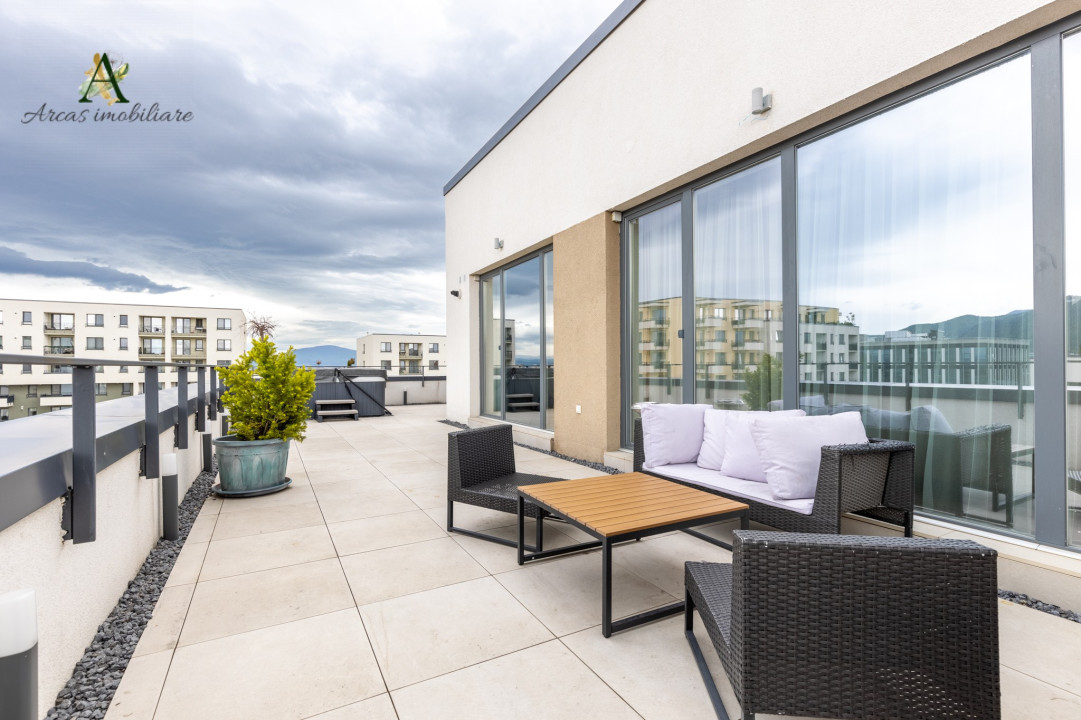 Penthouse superb cu 3 camere,Kasper, zona Coresi, de inchiriat