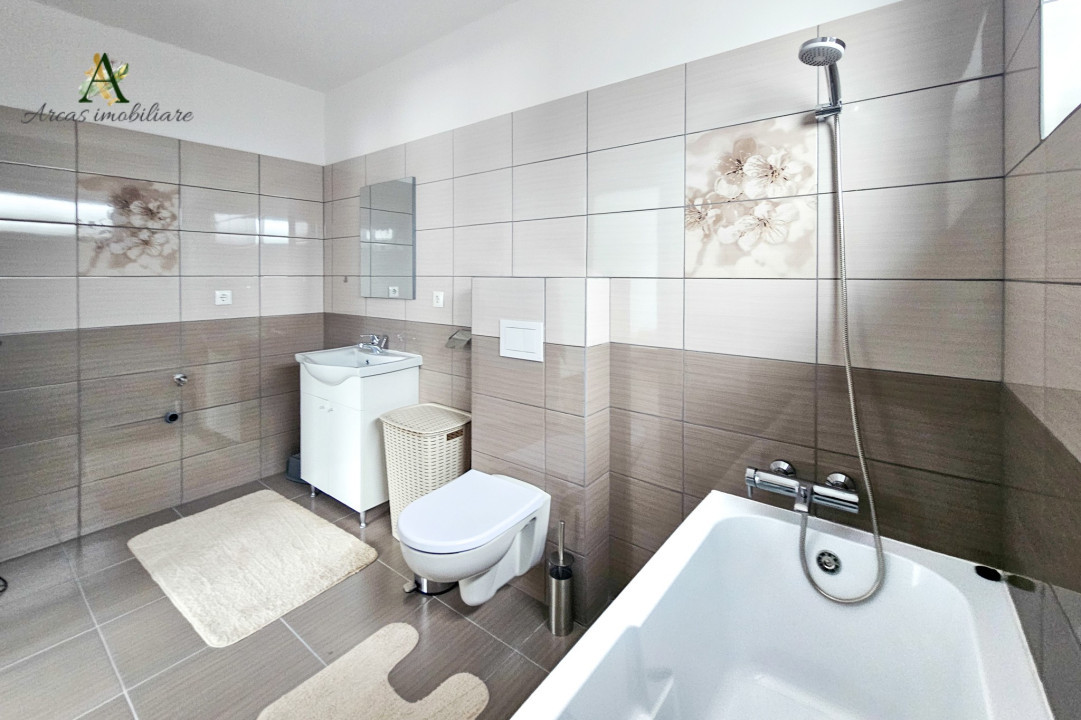 Casa cu patru camere dispusa pe parter situata in Cartier Valea cu Flori