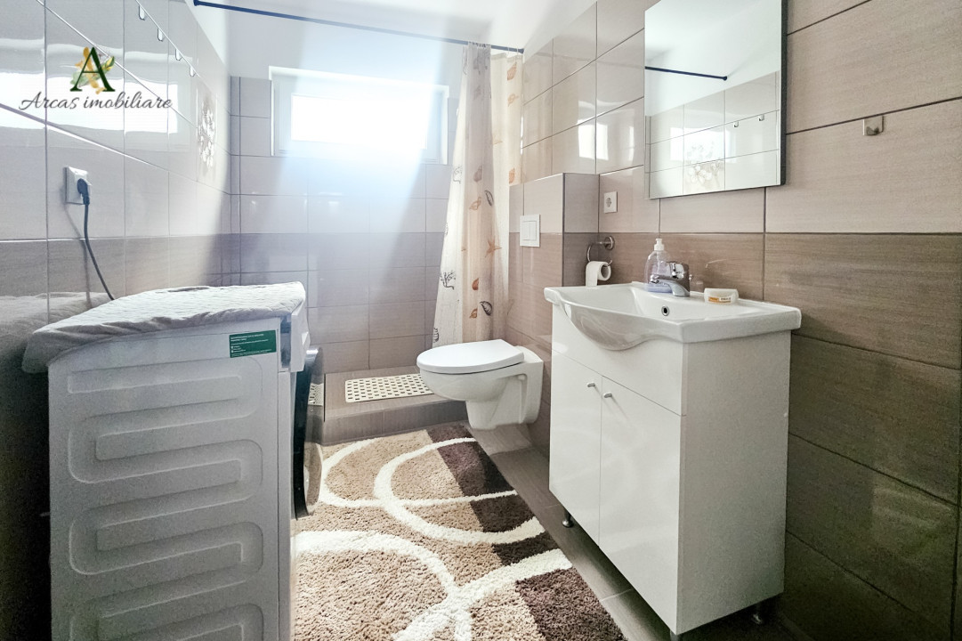 Casa cu patru camere dispusa pe parter situata in Cartier Valea cu Flori