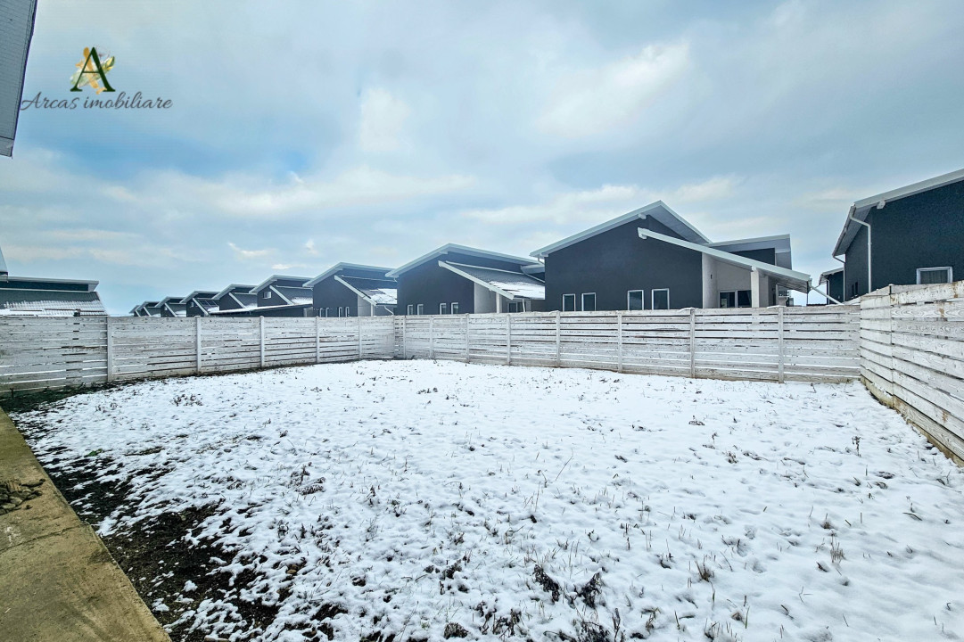 Casa cu patru camere dispusa pe parter situata in Cartier Valea cu Flori