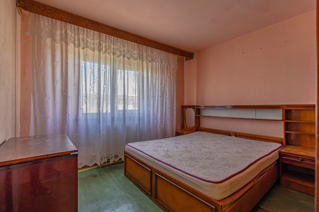 Apartament decomandat cu 3 camere situat in Triaj, Brasov