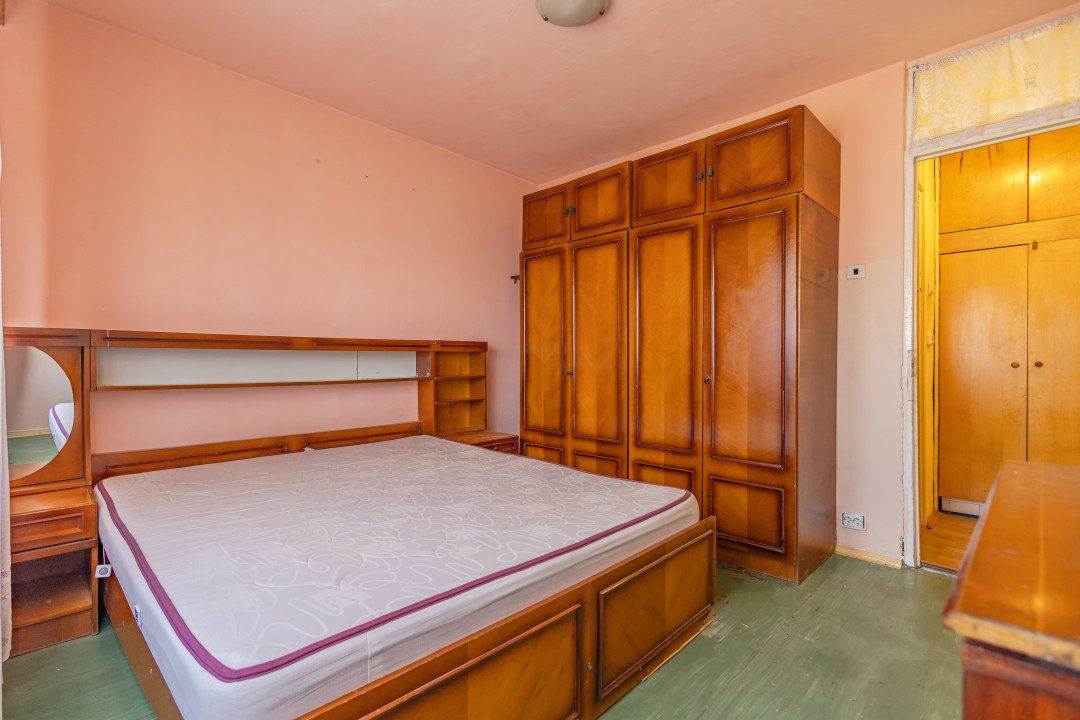 Apartament decomandat cu 3 camere situat in Triaj, Brasov