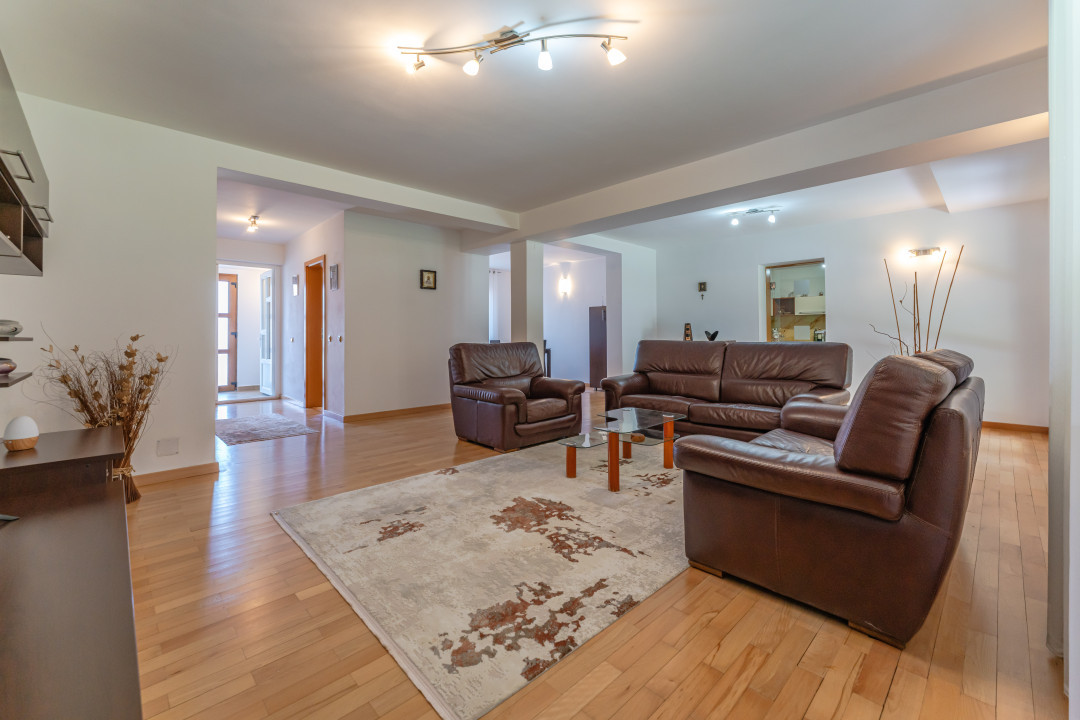 De vanzare casa cocheta in zona linistita, Bunloc, Brasov