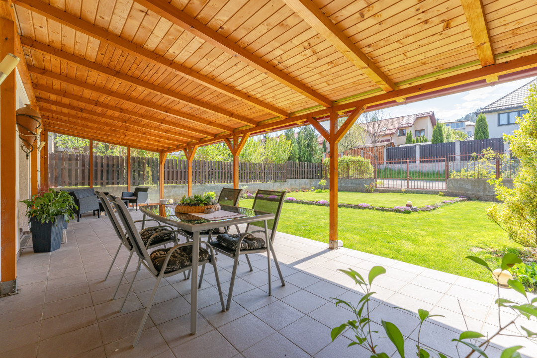 De vanzare casa cocheta in zona linistita, Bunloc, Brasov