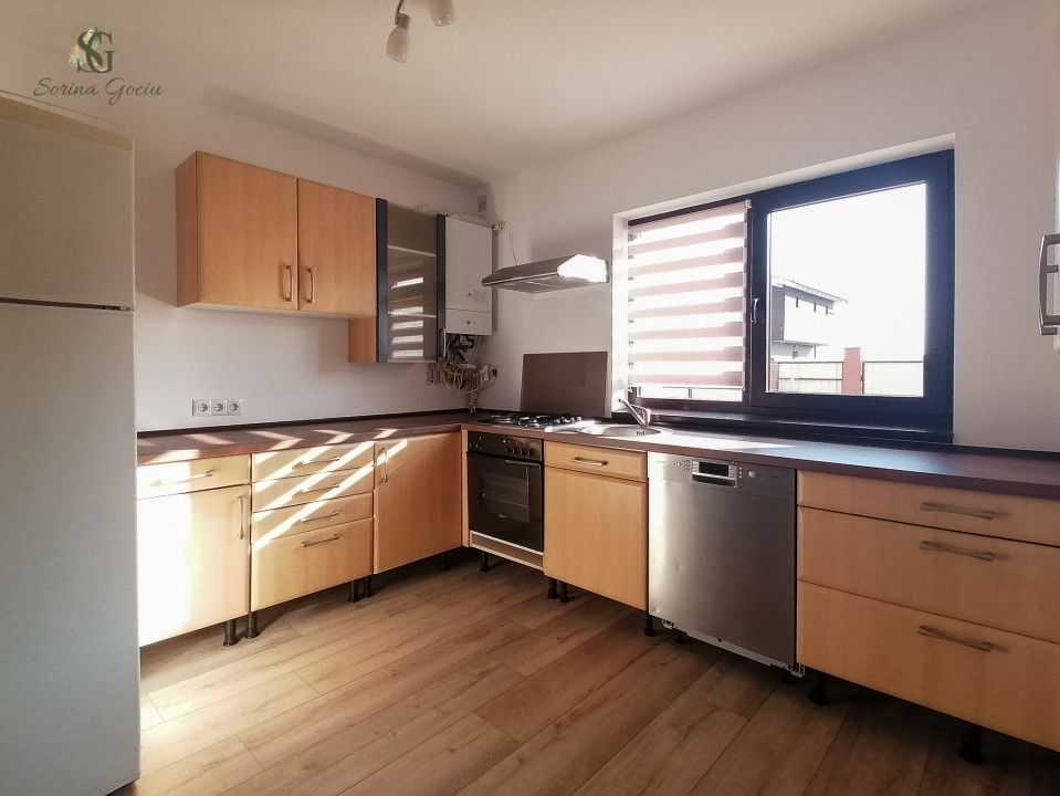 Casa tip duplex de inchiriat la baza Dealului Lempes
