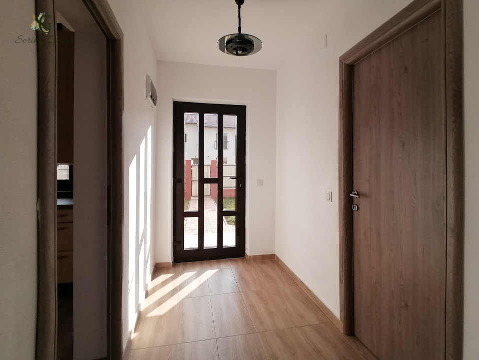 Casa tip duplex de inchiriat la baza Dealului Lempes