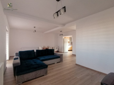 Casa tip duplex de inchiriat la baza Dealului Lempes