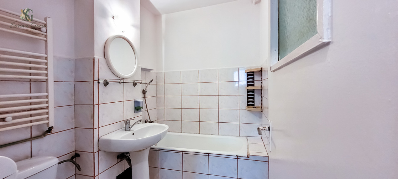 Garsoniera mobilata si utilata situata pe Str Molnar Janos 