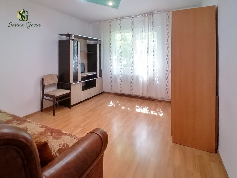 De Inchiriat Apartament cu 2 camere in zona Tractorul 