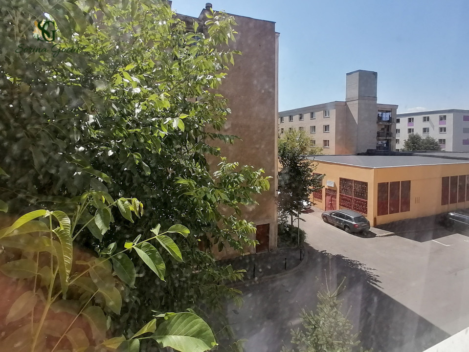 De Inchiriat Apartament cu 2 camere in zona Tractorul 