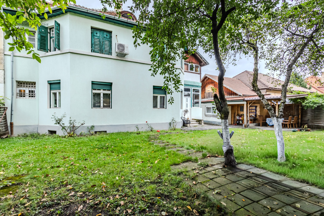 Apartament boem in casa cu pozitionare excelenta si garaj propriu, Centrul Civic