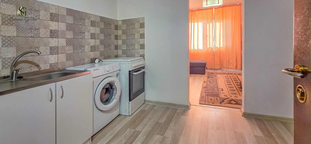 Camera de camin mobilata si utilata 