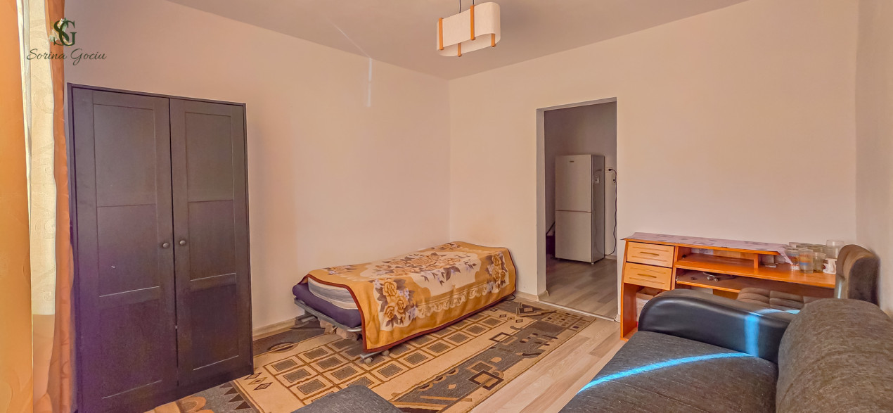 Camera de camin mobilata si utilata 