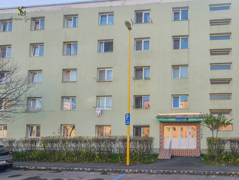 Camera de camin mobilata si utilata 