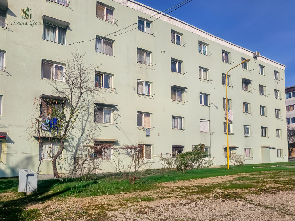 Camera de camin mobilata si utilata 