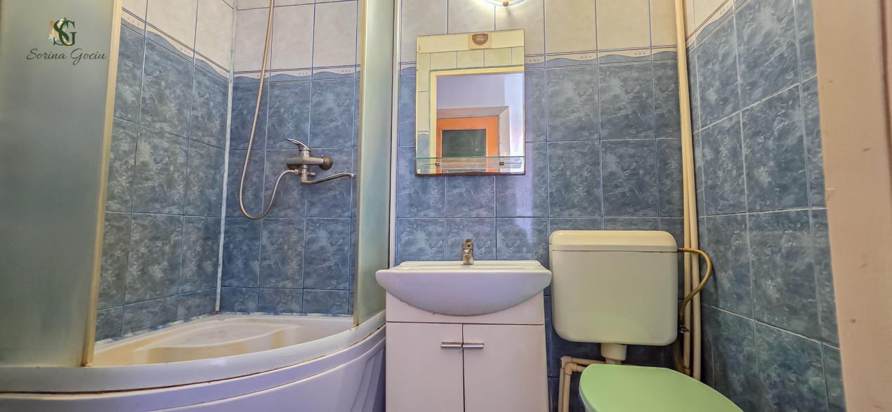 Camera de camin mobilata si utilata 