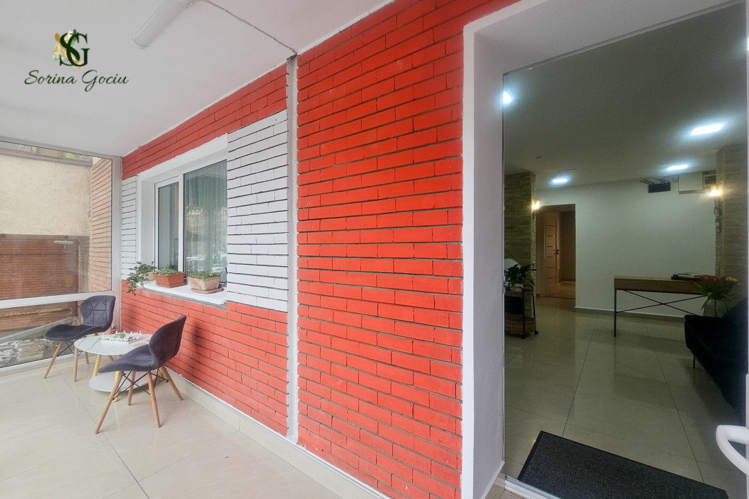 Birou individual in spatiu compartimentat in 4 camere situat in Racadau