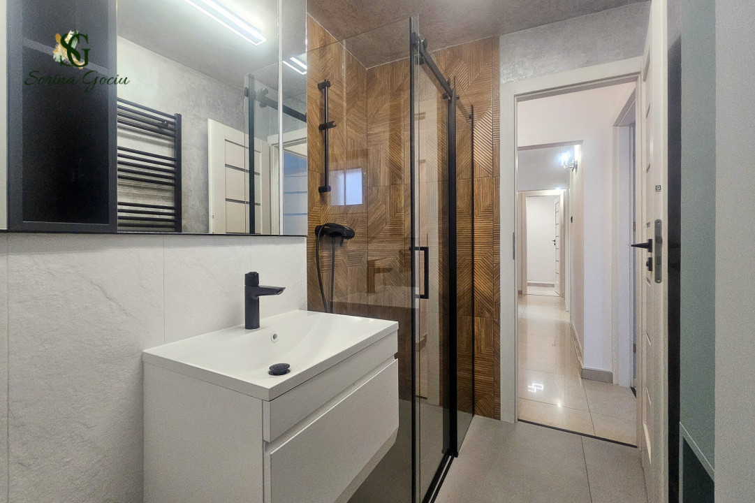 Birou individual in spatiu compartimentat in 4 camere situat in Racadau